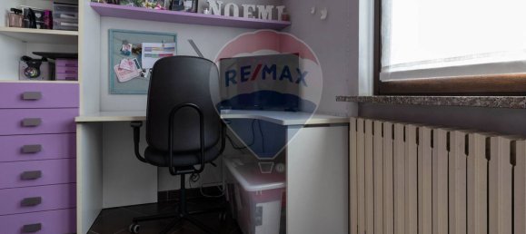 Casa de 4 dormitorios en Vanzaghello, Italy No. 54509 22