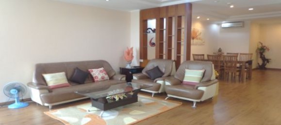 3 Schlafzimmer Wohnung in Tay Ho, Vietnam, Nr. 6043 2