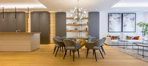 3 bedrooms Apartment in Milan, Italy No. 332136 2