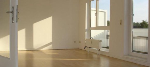 4 Schlafzimmer Doppelhaus in Altona, Germany, Nr. 371055 2