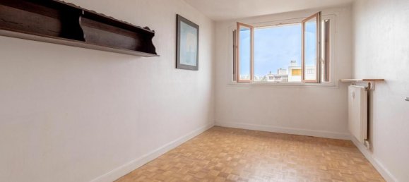 2 bedrooms Apartment in Saint-Maur-des-Fosses, France No. 138871 10