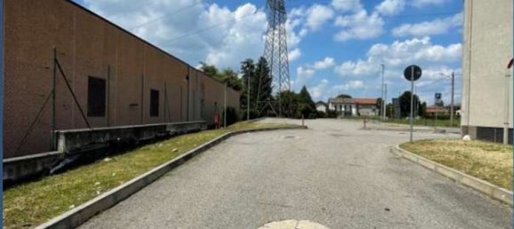 8386m² Warehouse in Castiglione Olona, Italy No. 100795 8