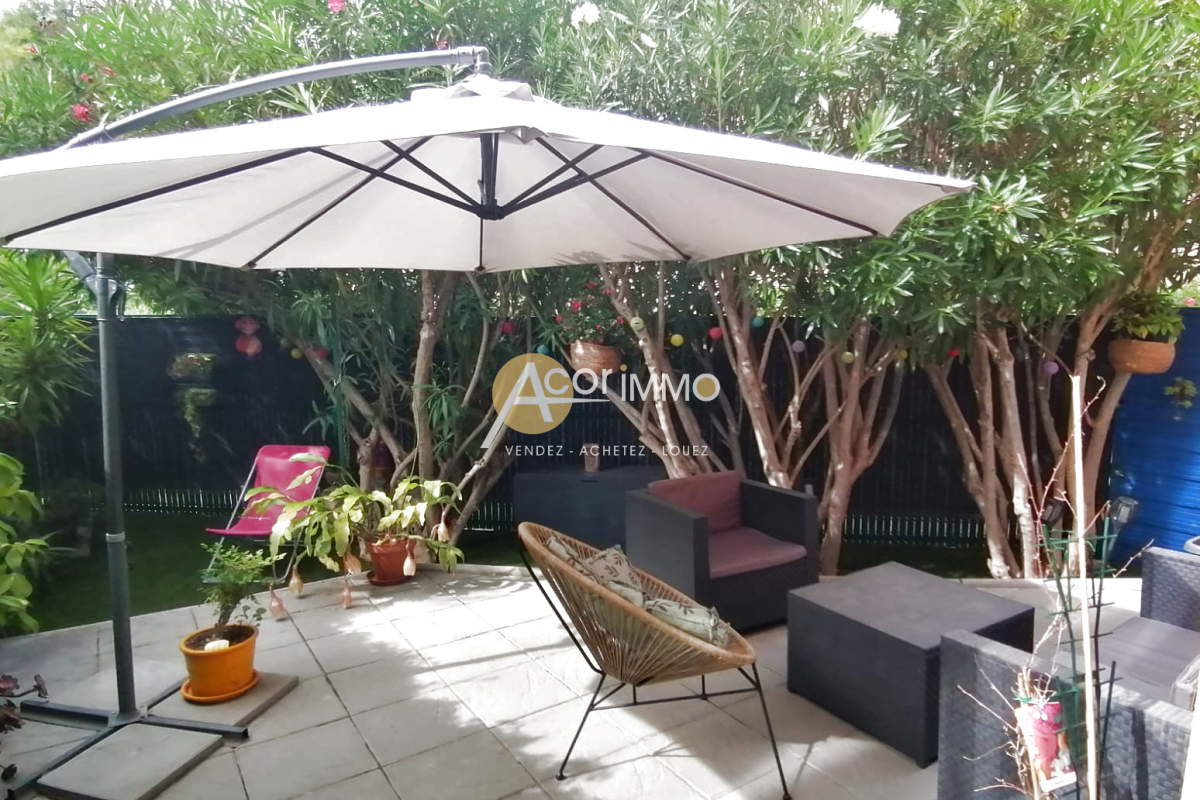 Apartamento de 2 habitaciónes en Six-Fours-les-Plages, France No. 339495