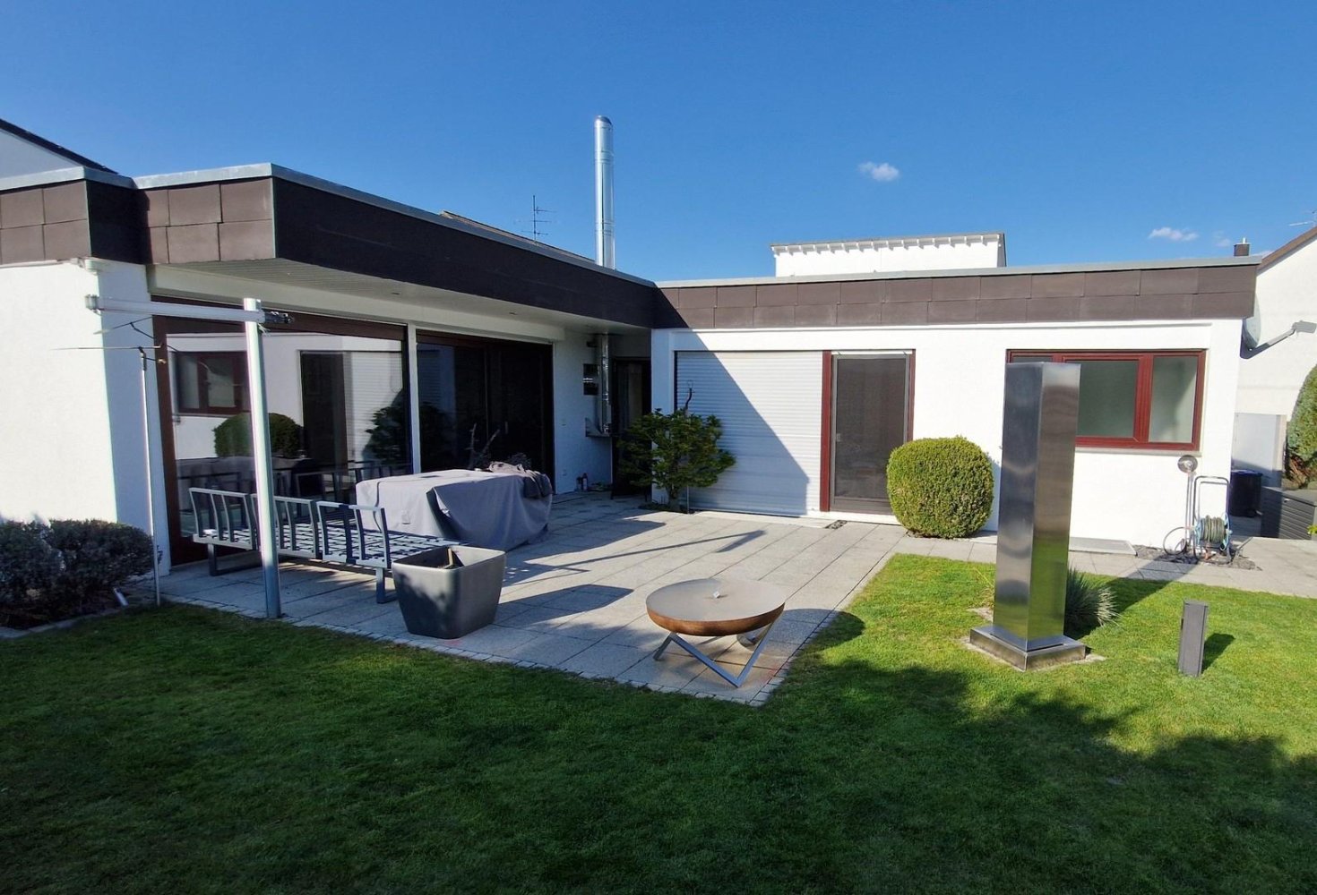 Bungalow de 5 habitaciónes en Boblingen, Germany No. 329744