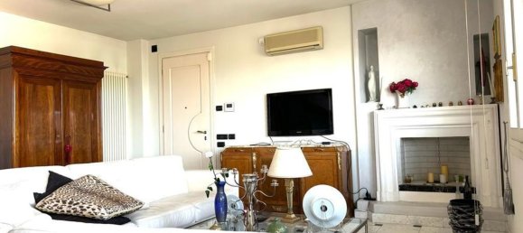6-Zimmer Penthouse in Empoli, Italy, Nr. 66260 4