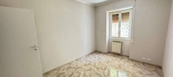 3 bedrooms Apartment in Rome, Italy No. 377568 8