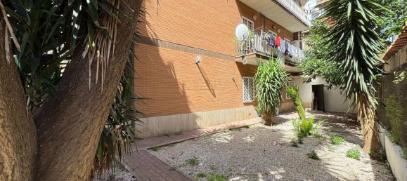 3 bedrooms Apartment in Rome, Italy No. 377568 29