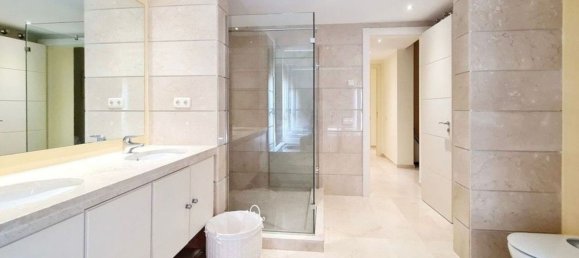 3 bedrooms Townhouse in Mijas, Spain No. 155012 8