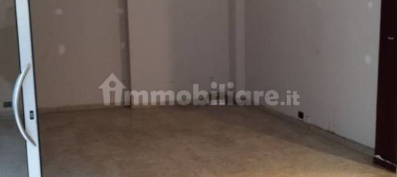 Propiedad comercial de 2 habitaciónes en Turin, Italy No. 355184 3