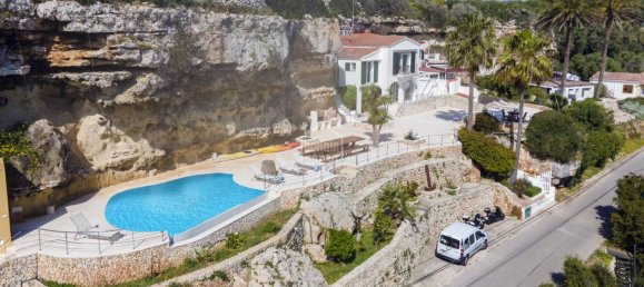 3 Schlafzimmer Haus in Es Castell, Spain, Nr. 4824 2