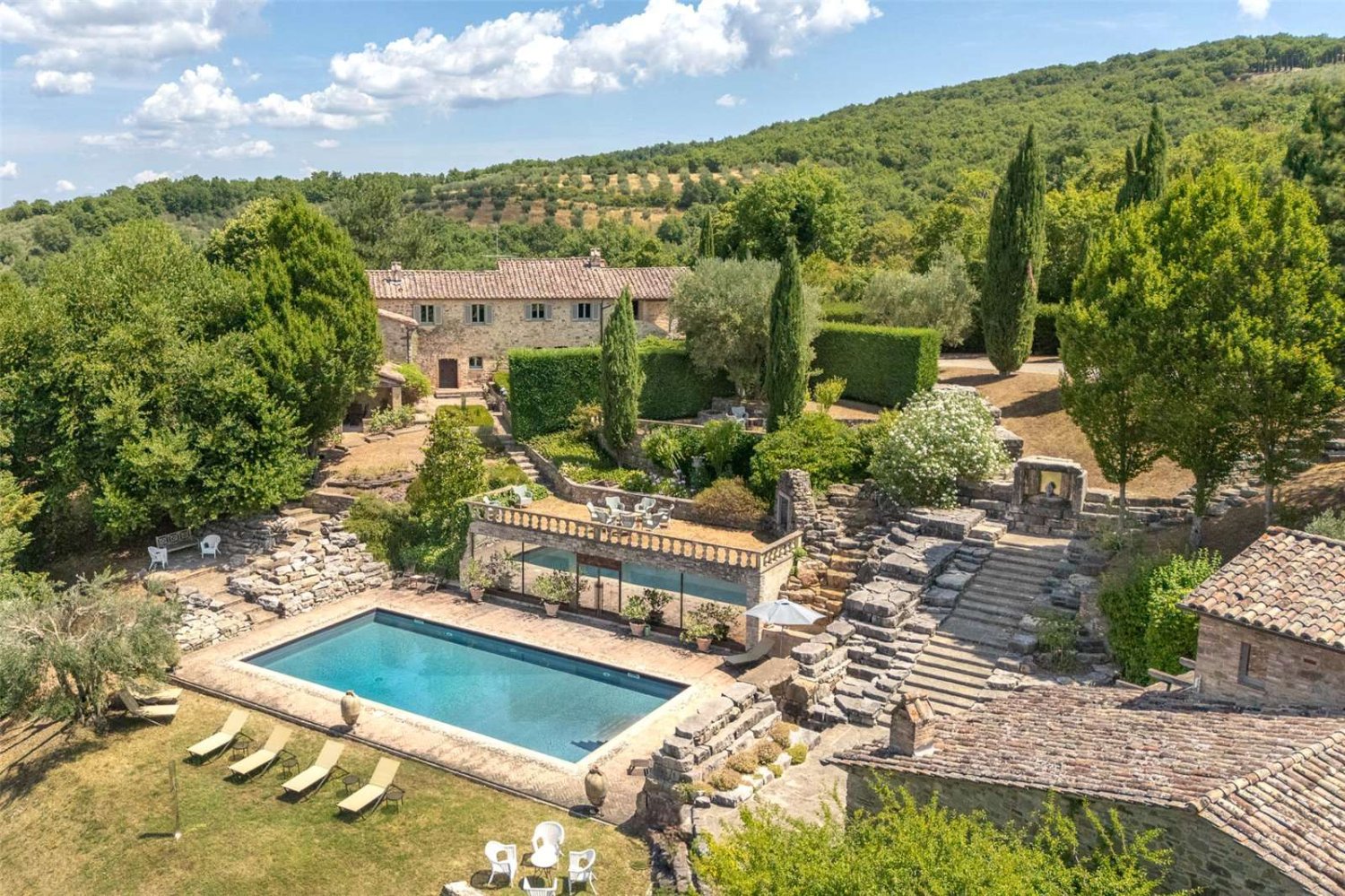 9 bedrooms Castles in Umbertide, Italy No. 321704