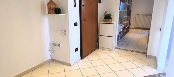 3 rooms Apartment in Limbiate, Italy No. 168050 13