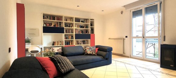 3 rooms Apartment in Limbiate, Italy No. 168050 9