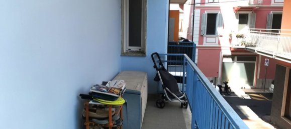 3-salle Appartement à Taggia, Italy No. 156416 14