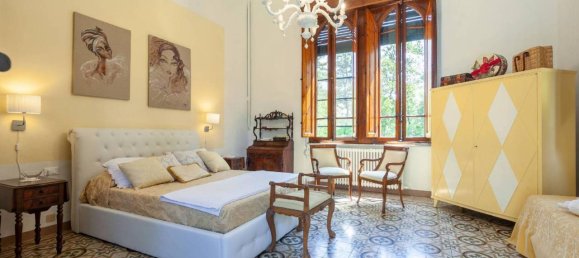 16 rooms Villa in Lucca, Italy No. 109413 18