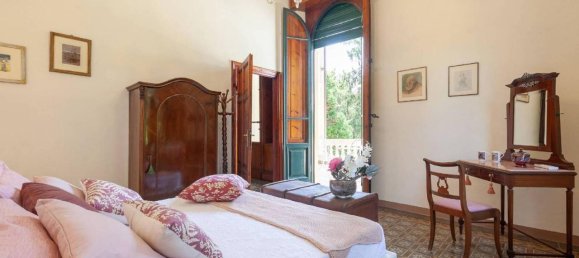 16 rooms Villa in Lucca, Italy No. 109413 17