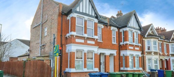 1 bedroom Apartment in Harrow, United Kingdom No. 6420 9