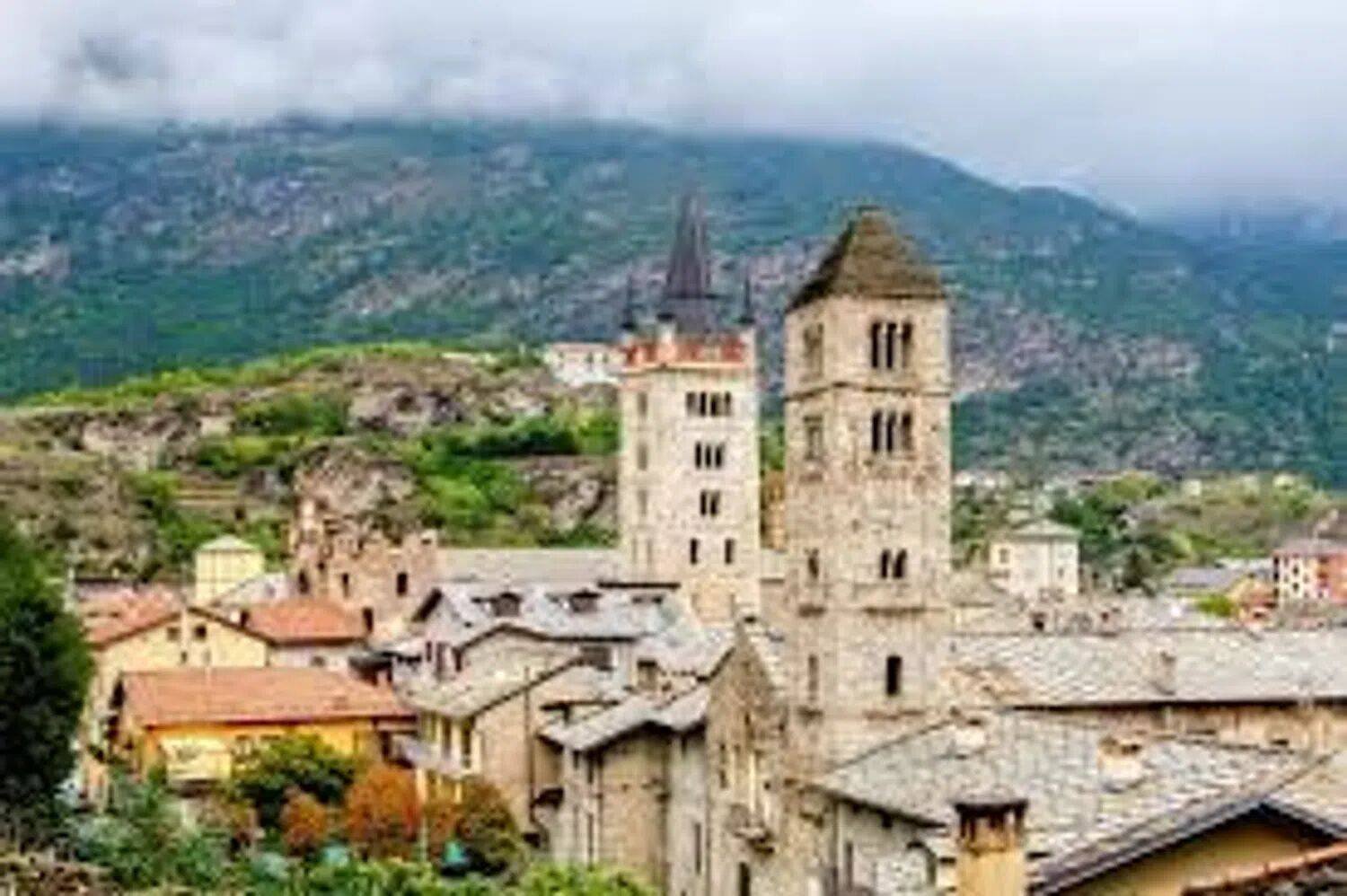 5 Schlafzimmer Wohnung in Susa, Italy, Nr. 389872