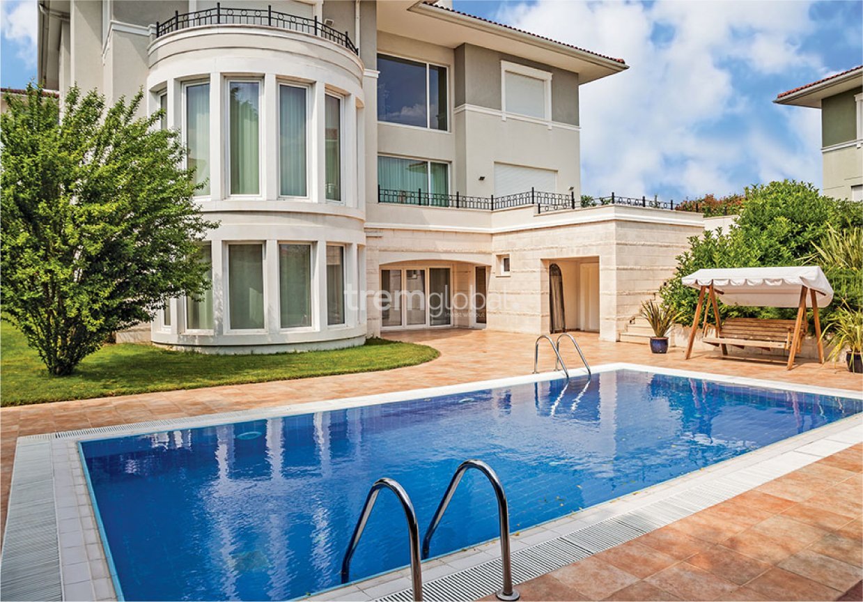 Apartamento 2+5 em Istanbul, Turkey N.º 7553