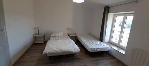 Casa de 5 dormitorios en Montierchaume, France No. 71038 22