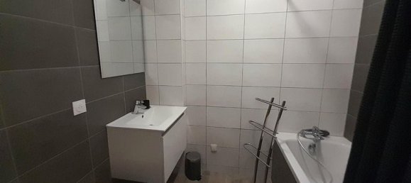 Casa de 5 dormitorios en Montierchaume, France No. 71038 14