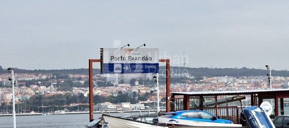 210m² Building in Almada, Portugal No. 116760 19