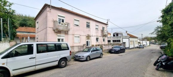 210m² Building in Almada, Portugal No. 116760 18