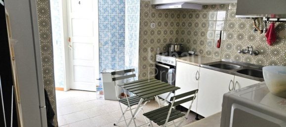 210m² Building in Almada, Portugal No. 116760 8