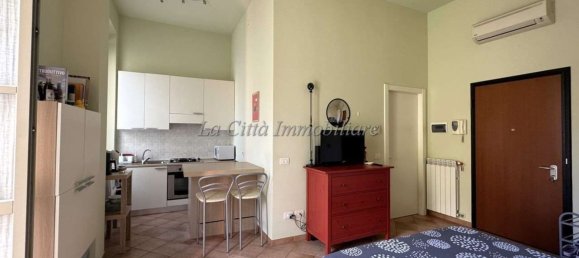 Estúdio em Novara, Italy N.º 10414 9