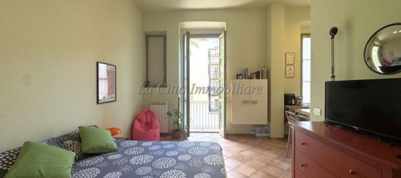 Estúdio em Novara, Italy N.º 10414 11