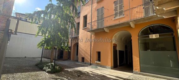 Estúdio em Novara, Italy N.º 10414 17