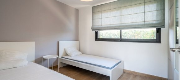 4 bedrooms Villa in Claira, France No. 202954 6