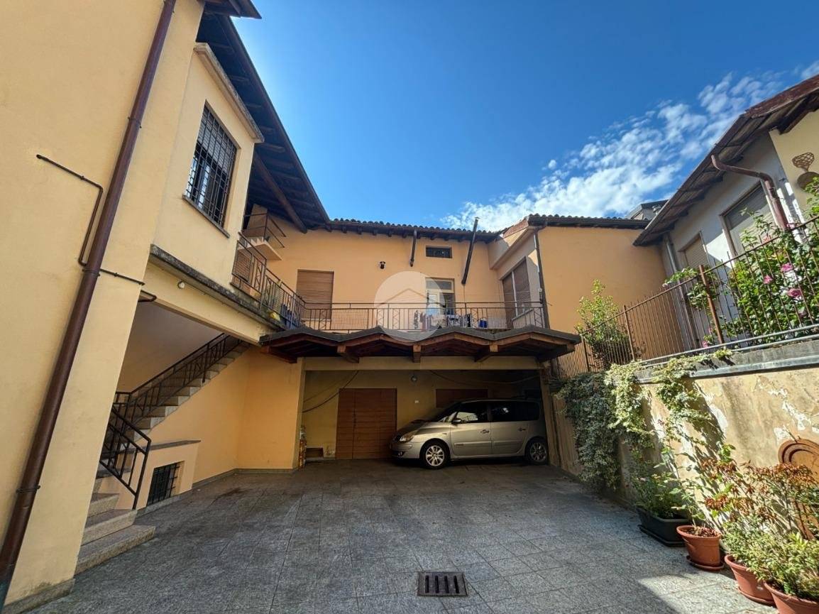 3 Schlafzimmer Wohnung in Borgo di Terzo, Italy, Nr. 299208