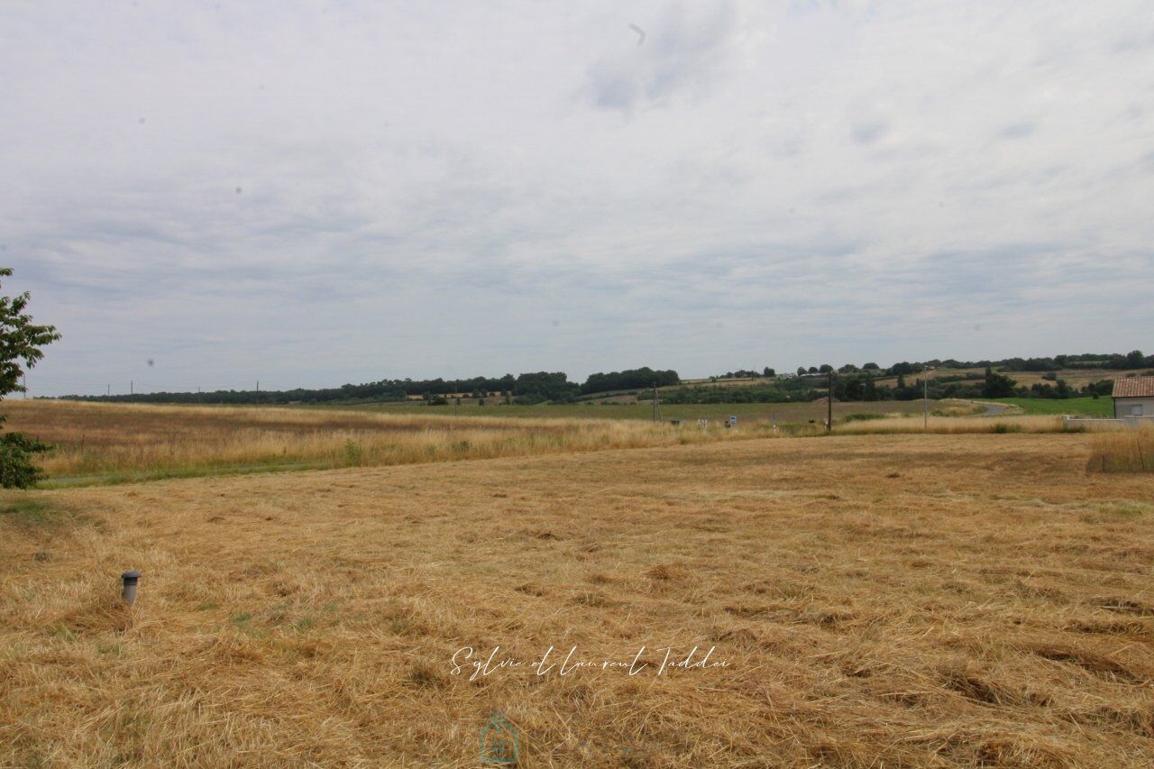  قطعة أرض في Sousmoulins, France 1978متر مربع رقم 282569