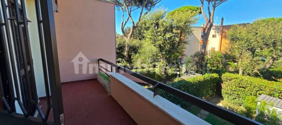 Casa de 4 dormitorios en Fiumicino, Italy No. 377283 41