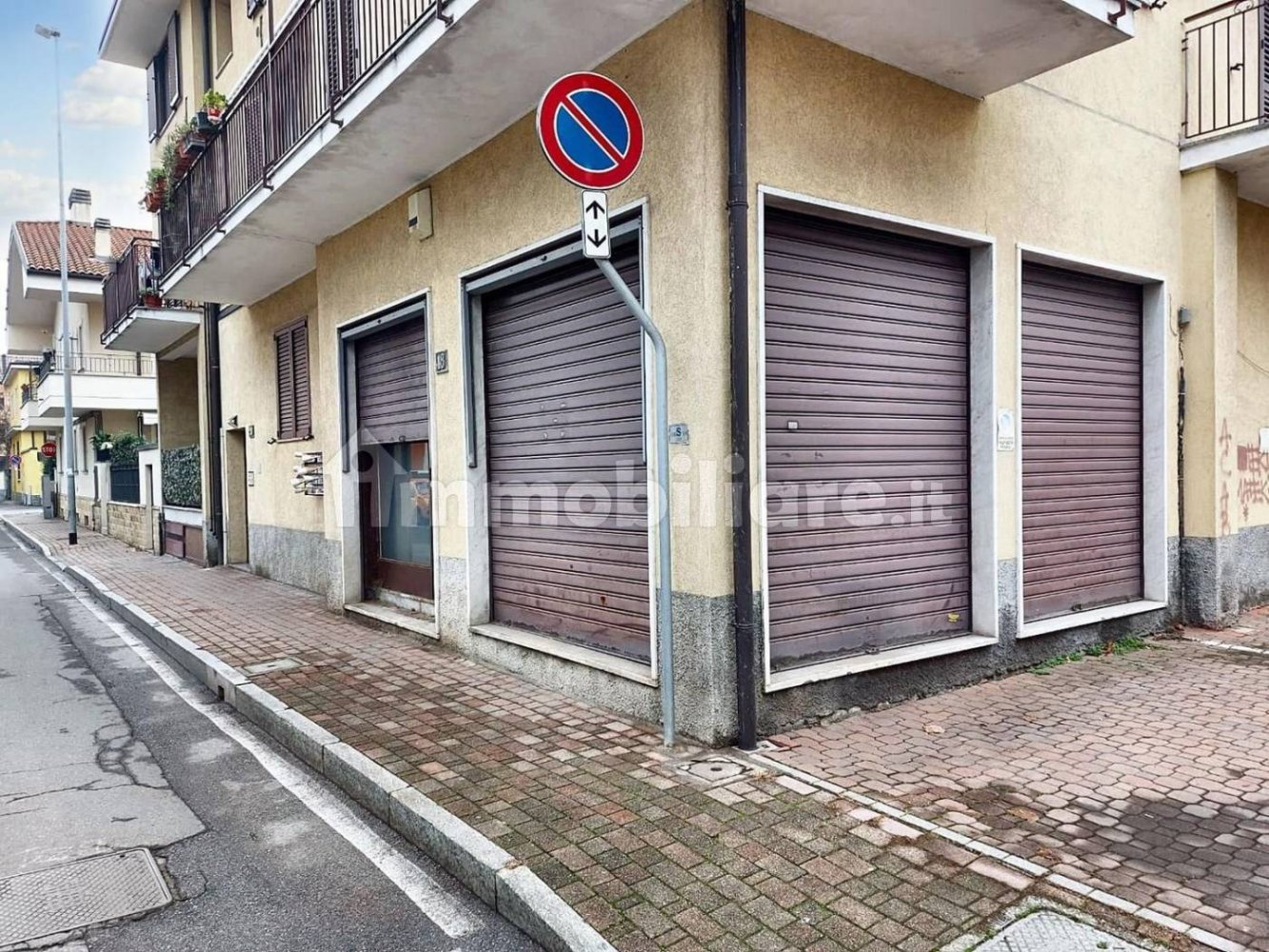 Imóvel comercial em Pioltello, Italy 75 m² N.º 310896