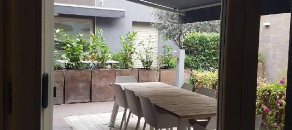 4 rooms Apartment in Parma, Italy No. 23564 2