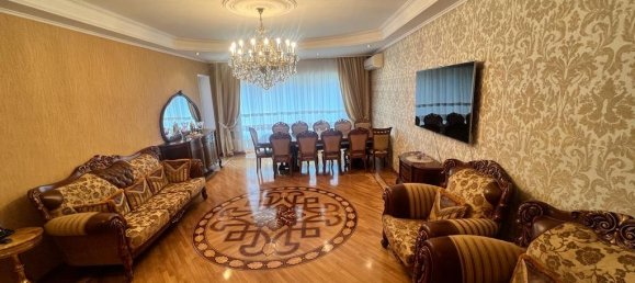 4 bedrooms Apartment in Nasimi, Azerbaijan No. 1833 12