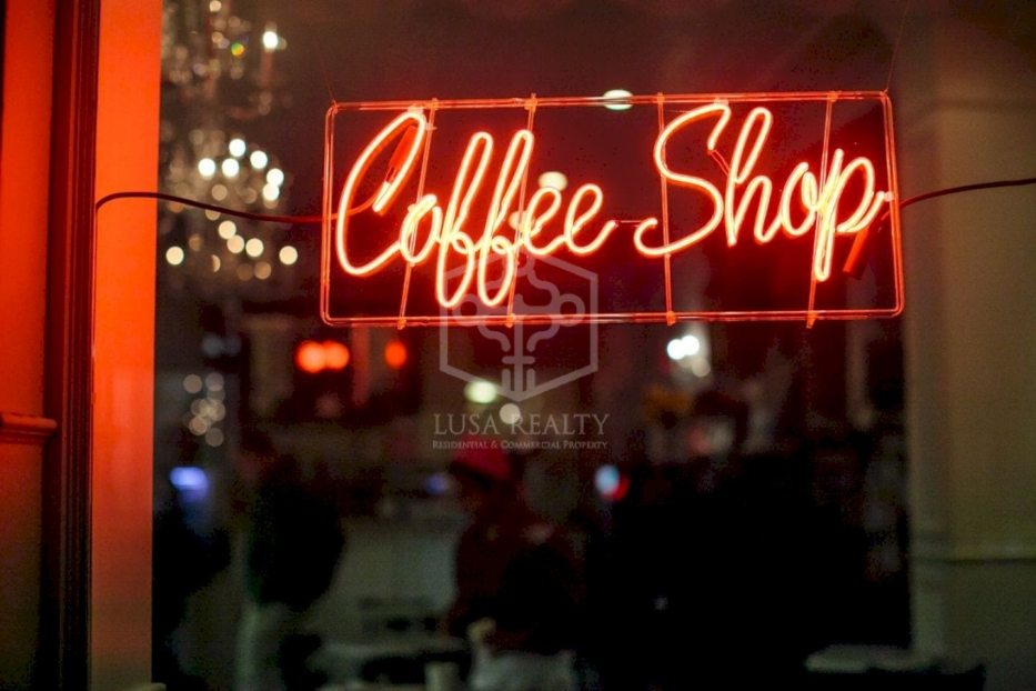 Propriété commerciale à Marbella, Spain 120m² No. 16346