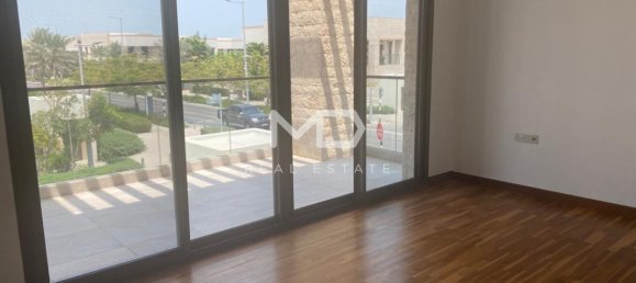 5 bedrooms Villa in Saadiyat Island, UAE No. 47109 11