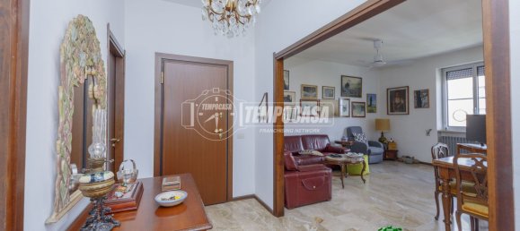 3 chambres Maison à Opera, Italy No. 378248 10