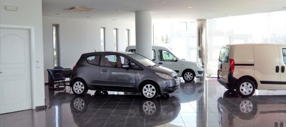 880m² Property in Vari, Greece No. 7734 3