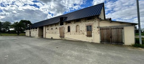 3 chambres Maison à Château-Gontier, France No. 311980 4