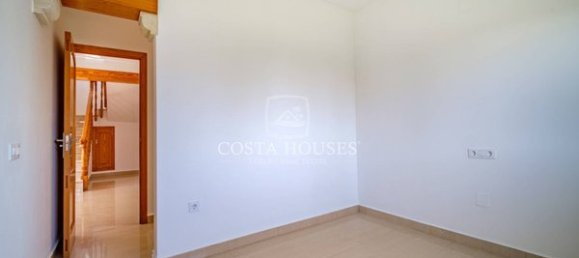 Дом с 4 спальнями в Аликанте, Испания № 32721 24