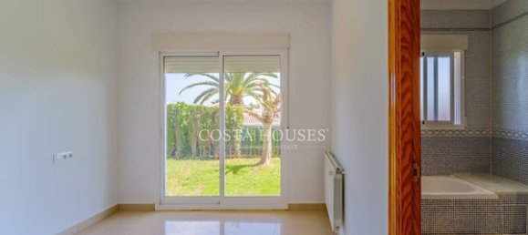 Дом с 4 спальнями в Аликанте, Испания № 32721 30