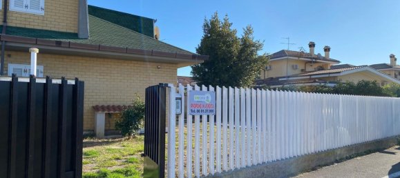 4غرفة فيلا في Ardea, Italy رقم 172737 2