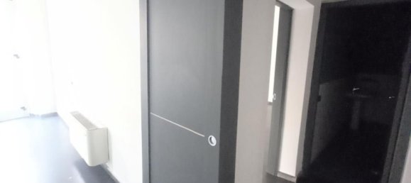 170m² Office in Cremona, Italy No. 70878 9