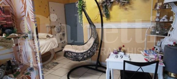 2 rooms Commercial property in Modena, Italy No. 54456 7