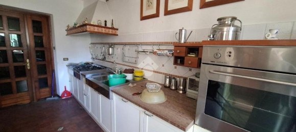 Вилла с 5 комнатами в Лонгароне, Италия № 32150 7