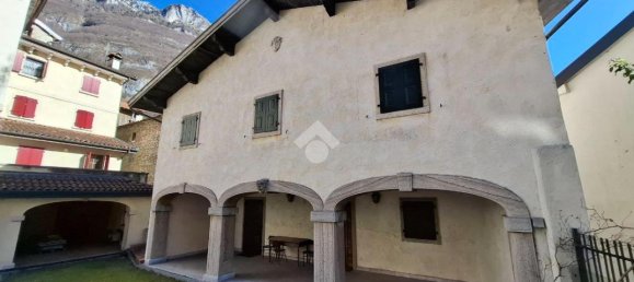 Вилла с 5 комнатами в Лонгароне, Италия № 32150 4